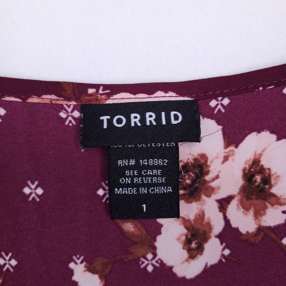 Torrid Blouse Womens 1X Burgundy Floral Print Chiffon - Picture 9 of 10